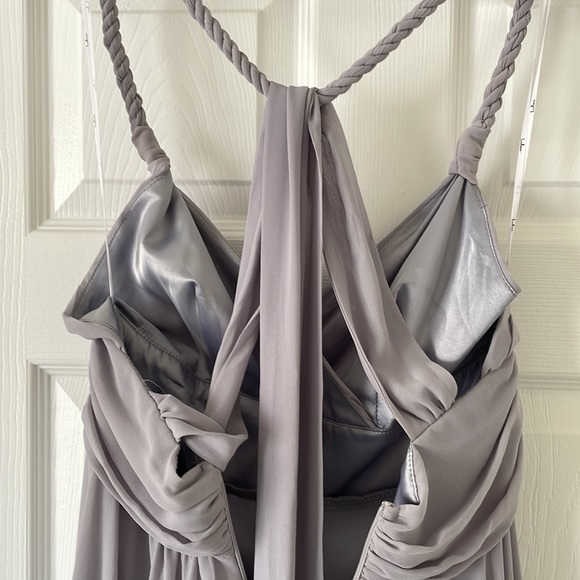 Lulu’s light grey maxi bridesmaid dress - Picture 3 of 7